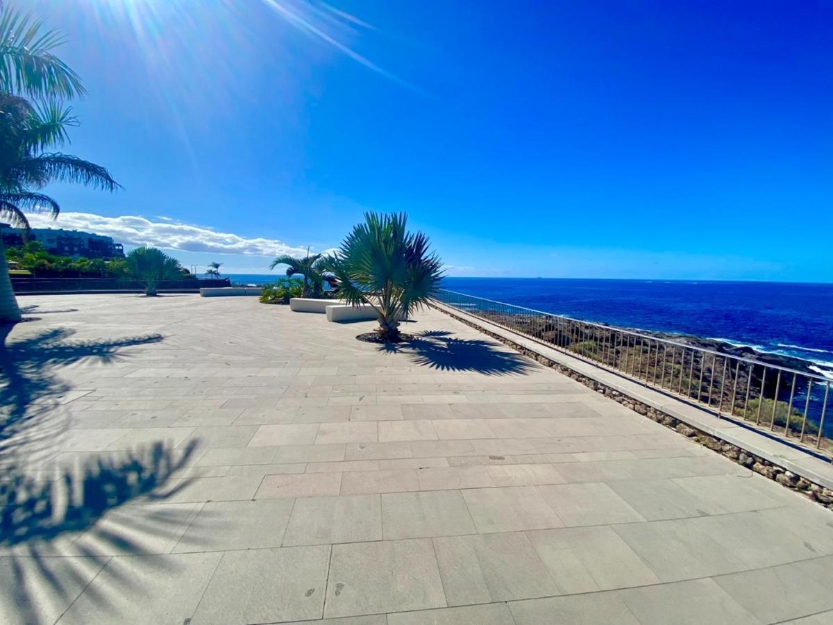 Sol Apartment With Amazing Seaview Адехе Екстериор снимка
